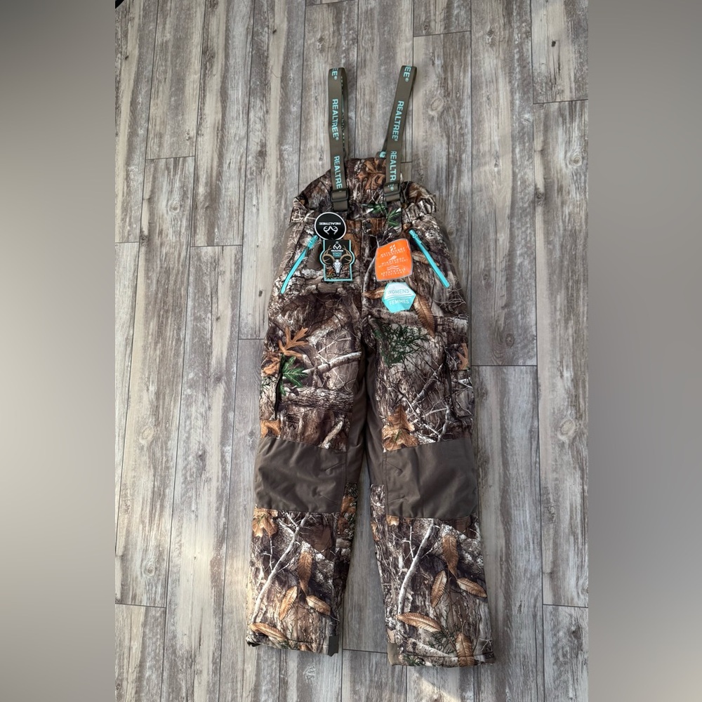 Women Realtree Insulated Bibs